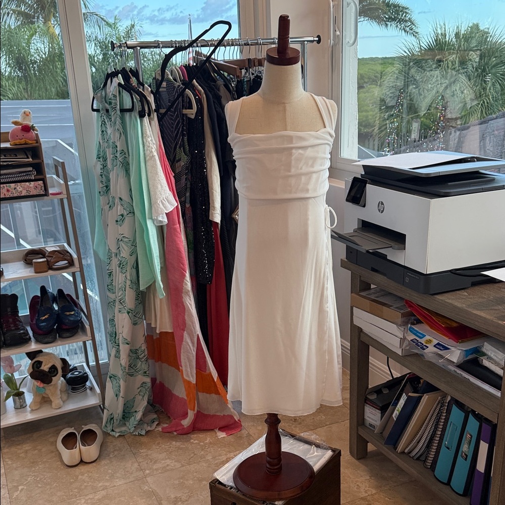 Chic White Asymmetrical Dress